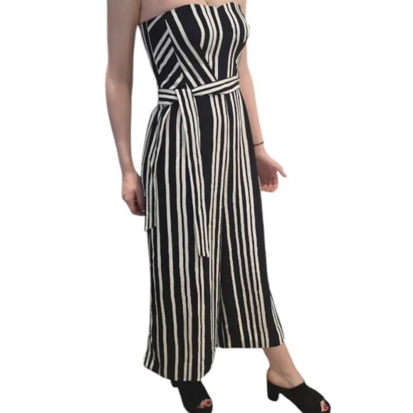 H&M BLACK & WHITE STRAPLESS JUMPSUIT SZ.2 EUC. *BELT NOT INCLUDED. - Picture 2 of 10